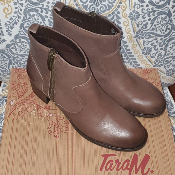 Tara M. Ankle Booties - Picture 1 of 4